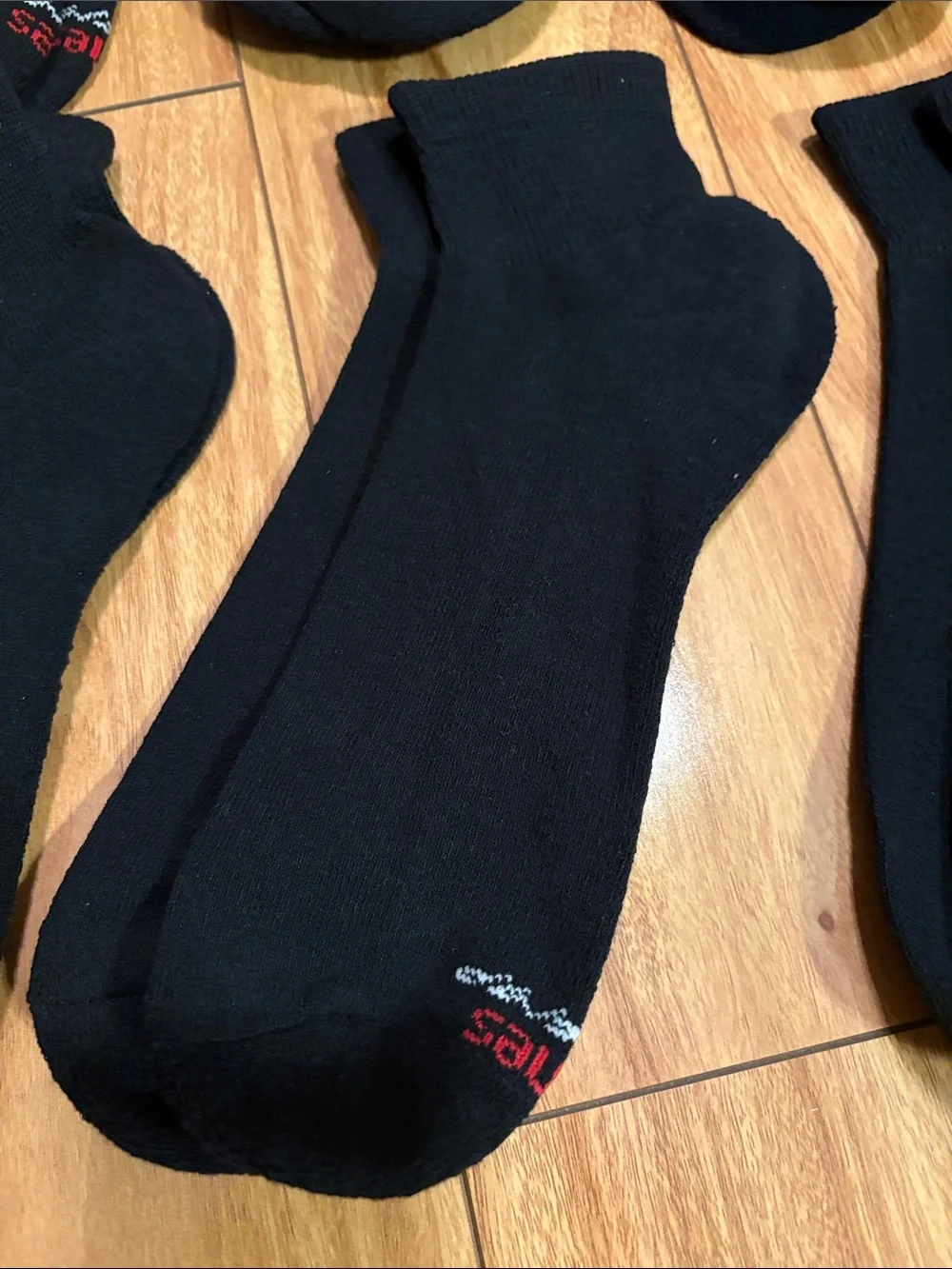 New size XL (13-16 shoe size) men’s lot of 8 pairs Hanes x-temp athletic socks